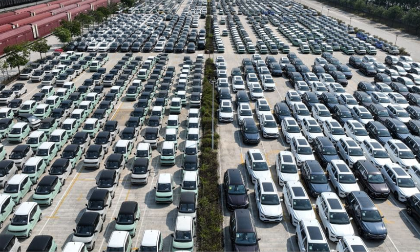 Công nghiệp ôtô Trung Quốc trước vòng xoáy suy thoái