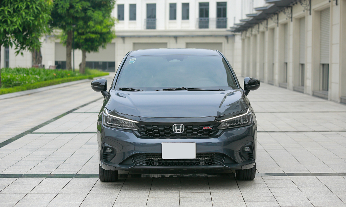 Honda City lần thứ ba vượt Toyota Vios trong năm 2025