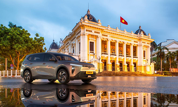 Limo Green gia nhập đội taxi điện Xanh SM