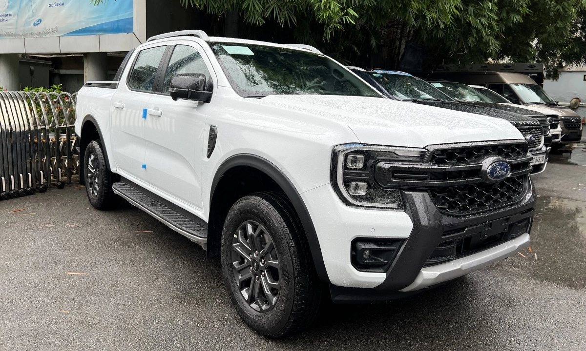 Ford Ranger 2022 giá 540 triệu nên mua