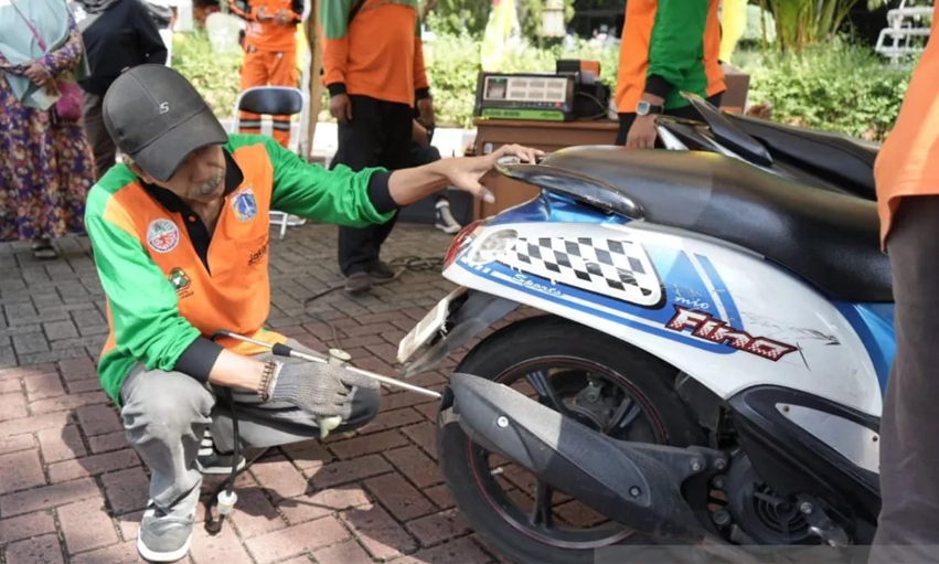 Các nước trên thế giới quy định khí thải xe máy thế nào